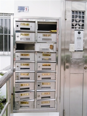 居民小區(qū)信報(bào)箱損壞嚴(yán)重，誰來管？